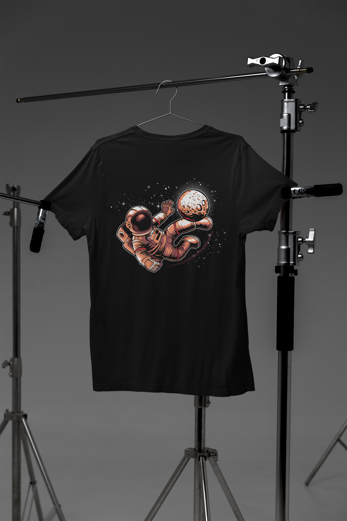 Camiseta de creador de fútbol astronauta