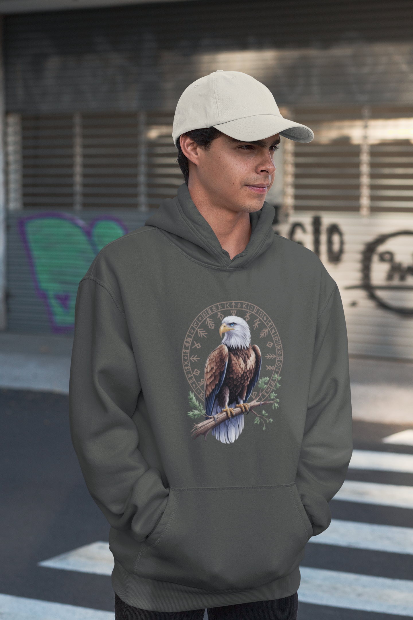 Adler auf Ast mit Runen - Unisex Erwachsenen Bio Organic Cruiser Hoodie 2.0 ST/ST