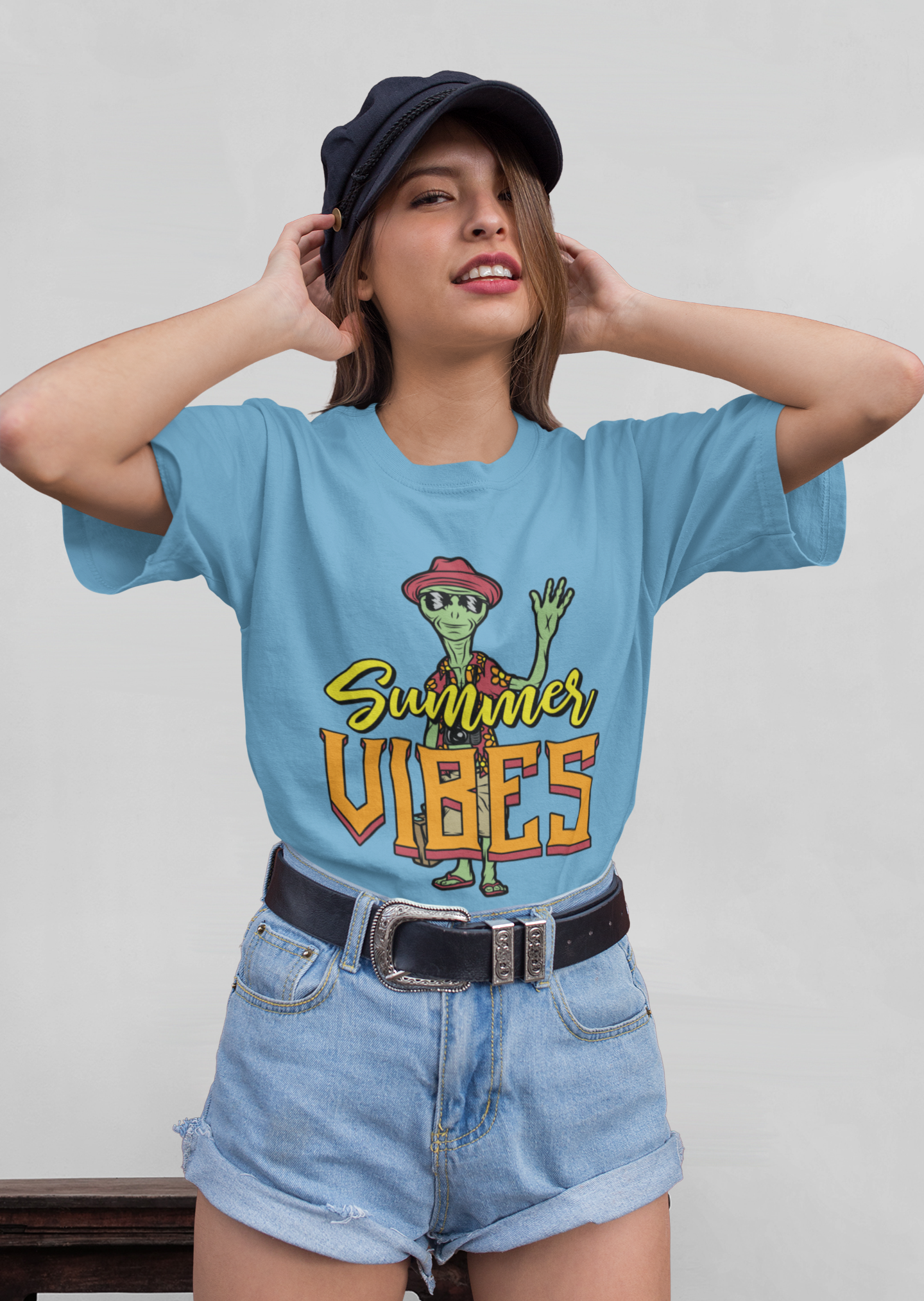 Alien Summer Vibes - Camiseta unisex de manga corta de algodón orgánico para adultos Creator T-Shirt 2.0 ST/ST SH