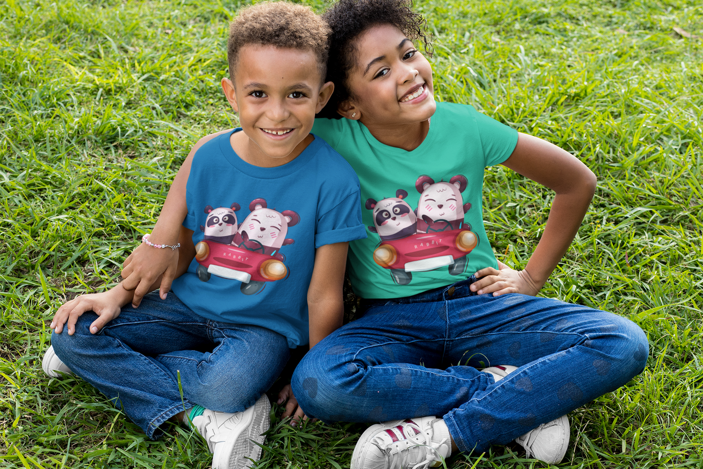 Cartoon Koala Duett im Auto T-Shirt Kids SK