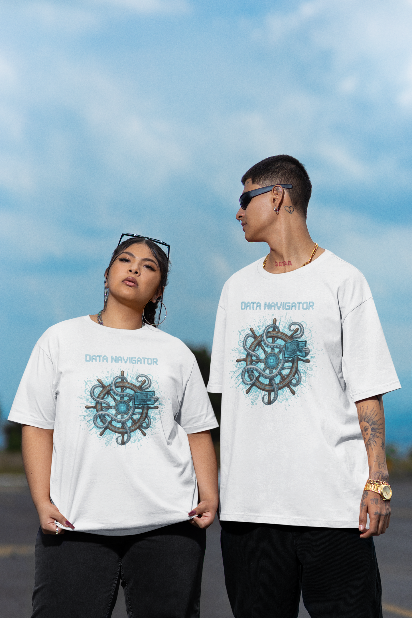 DATA NAVIGATOR OCTO PILOT Streetwear Frontprint - Freestyler Bio Oversized Unisex T-Shirt Erwachsene SH