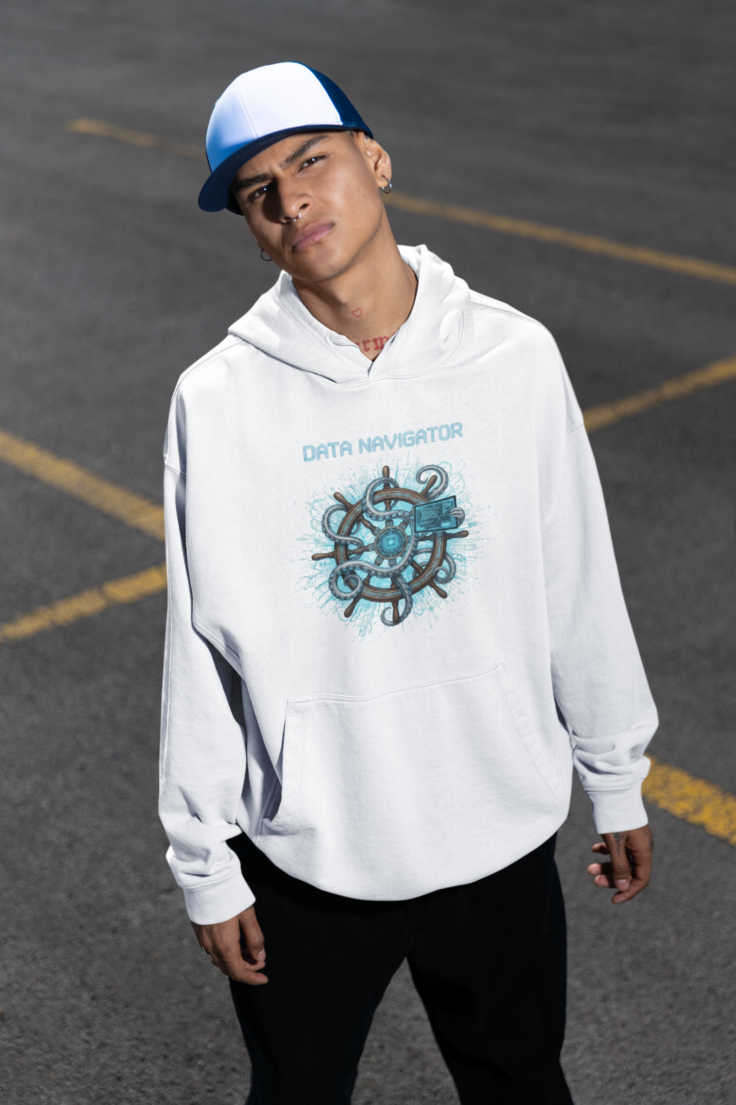 DATA NAVIGATOR OCTO PILOT Streetwear Frontside - Slammer Bio Oversized Unisex Hoodie Adults SH - Unisex Oversized Organic Hoodie 2.0