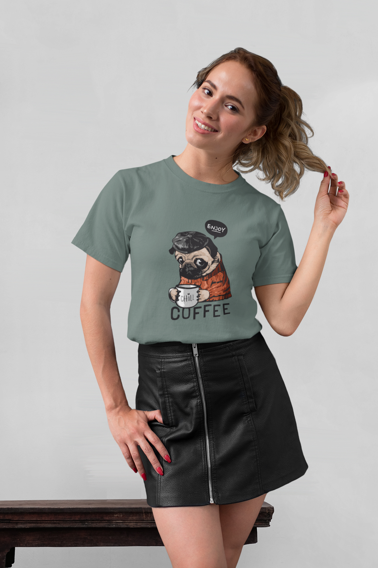 Dog enjoy coffee Chill Front - Unisex Erwachsenen Bio Baumwolle Kurzarm Shirt Creator T-Shirt 2.0 ST/ST SH