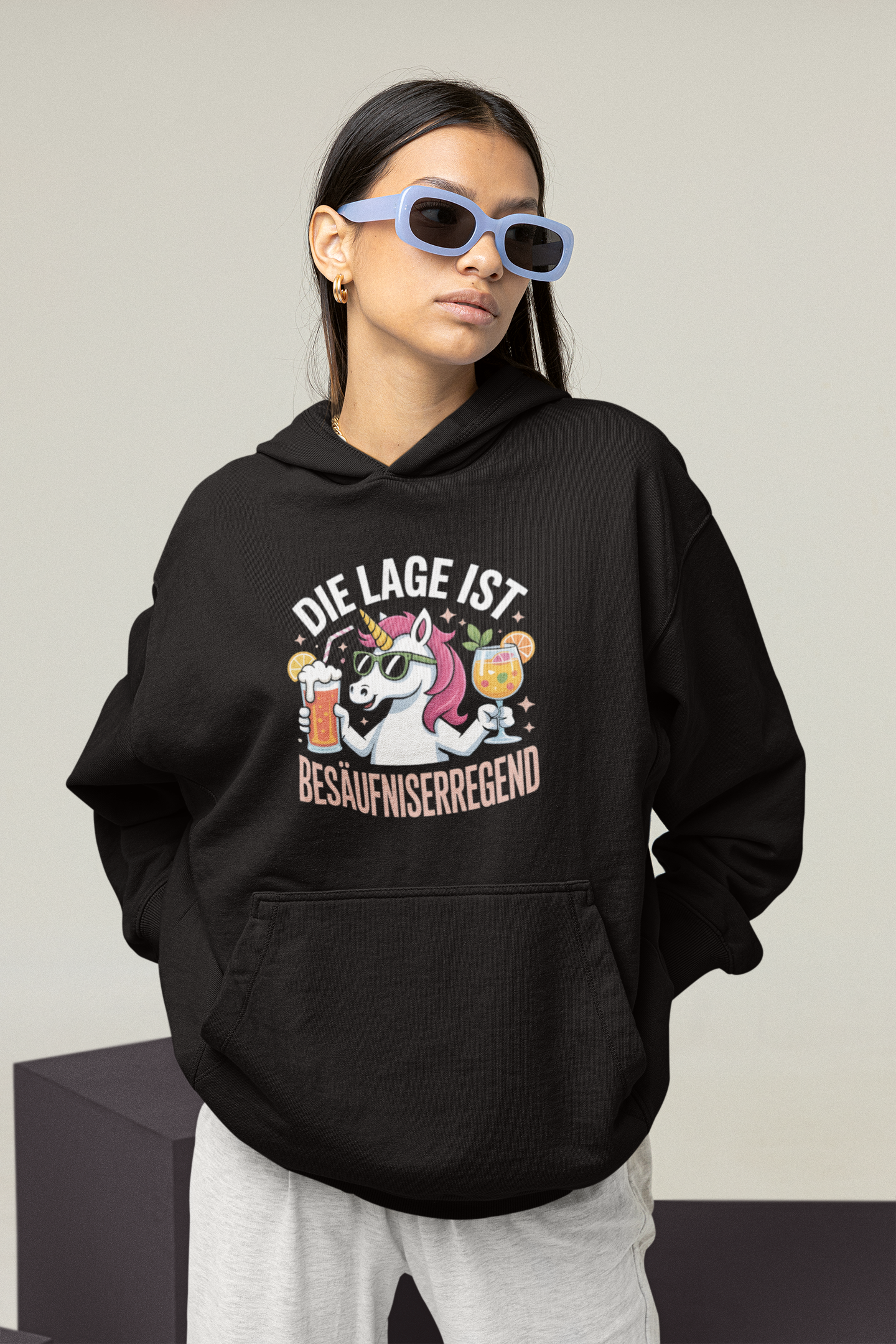 Einhorn Die Lage ist Besäufniserregend  Front- Unisex Erwachsenen Bio Slammer Oversized Hoodie SH