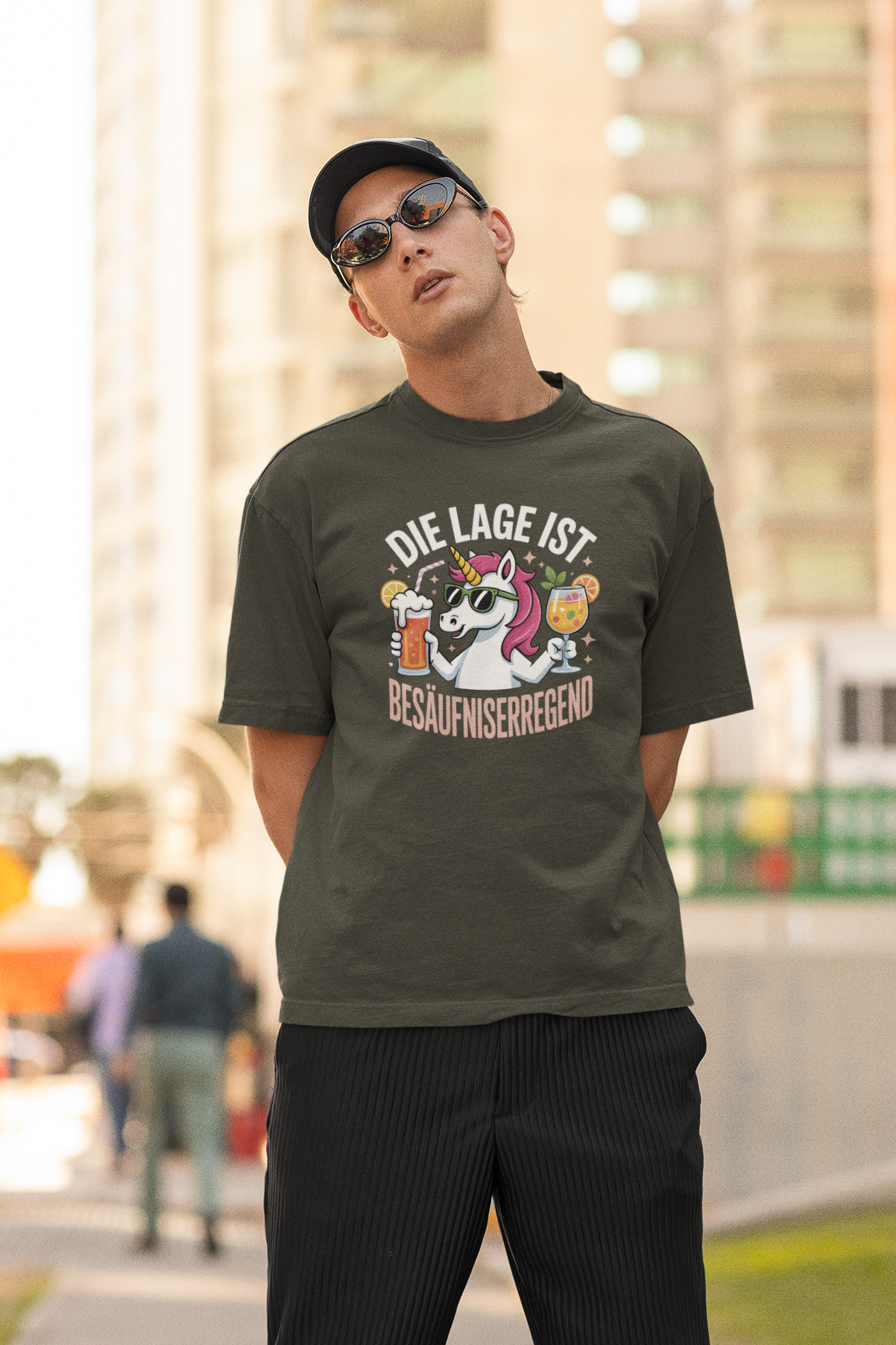 Einhorn Die Lage ist Besäufniserregend Front- Unisex Erwachsenen Bio Creator T-Shirt SH