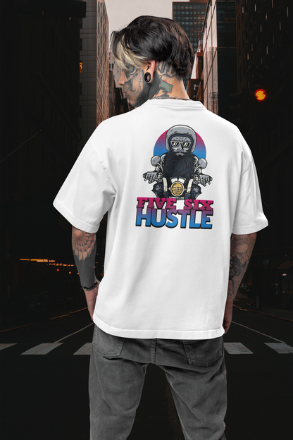 FIVE SIX HUSTLE BIKER STYLE Streetwear Backprint - Freestyler Bio Oversized Unisex T-Shirt Erwachsenen SH