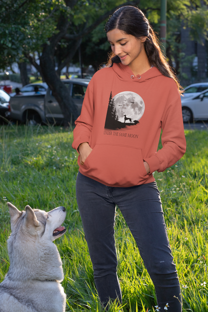 Hund Mondlandschaft UNDER THE SAME MOON Front - Damen Hoodie SH