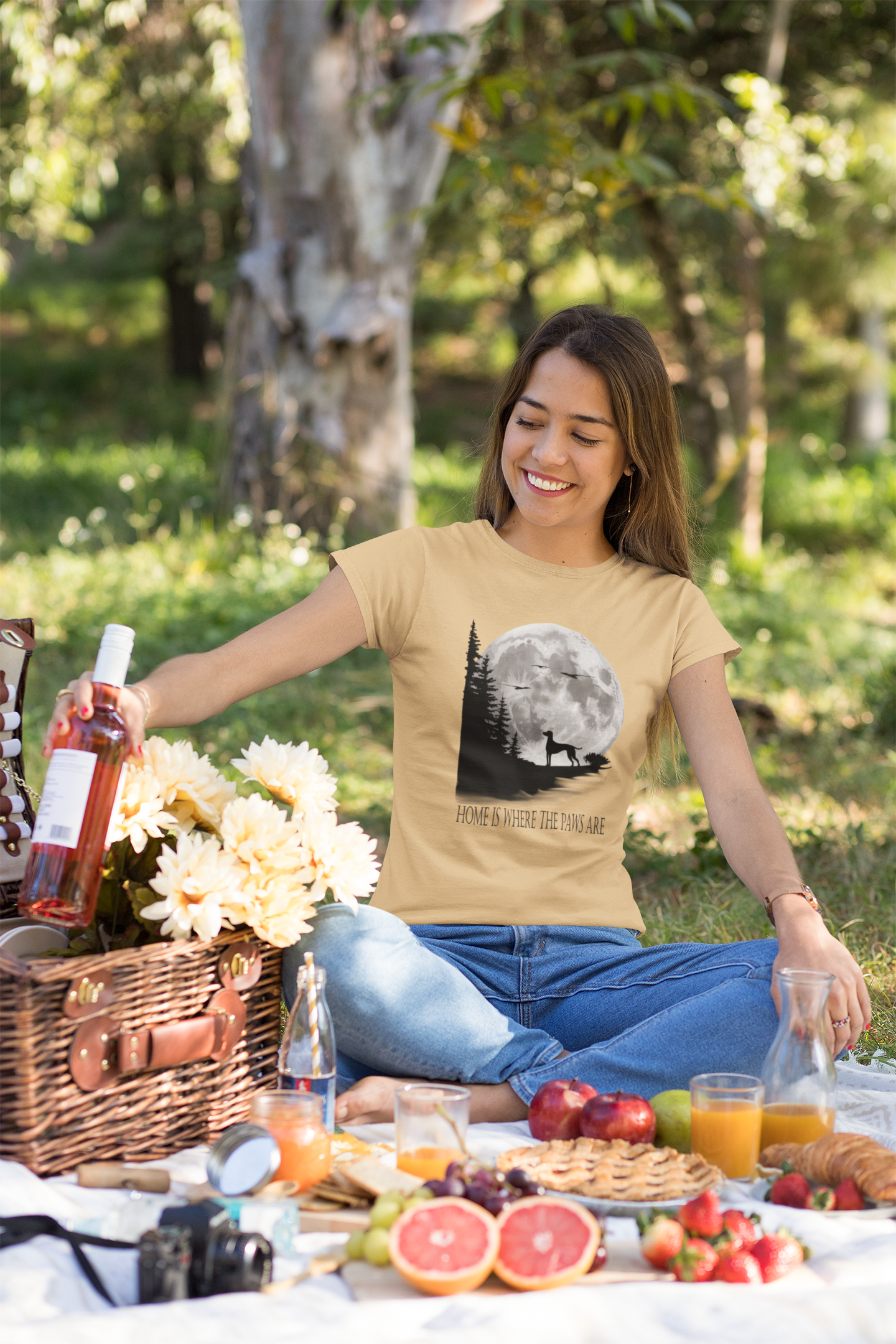 Hund Mondlandschaft HOME IS WHERE THE PAWS ARE Front-Damen Muser Premium Organic Shirt SH