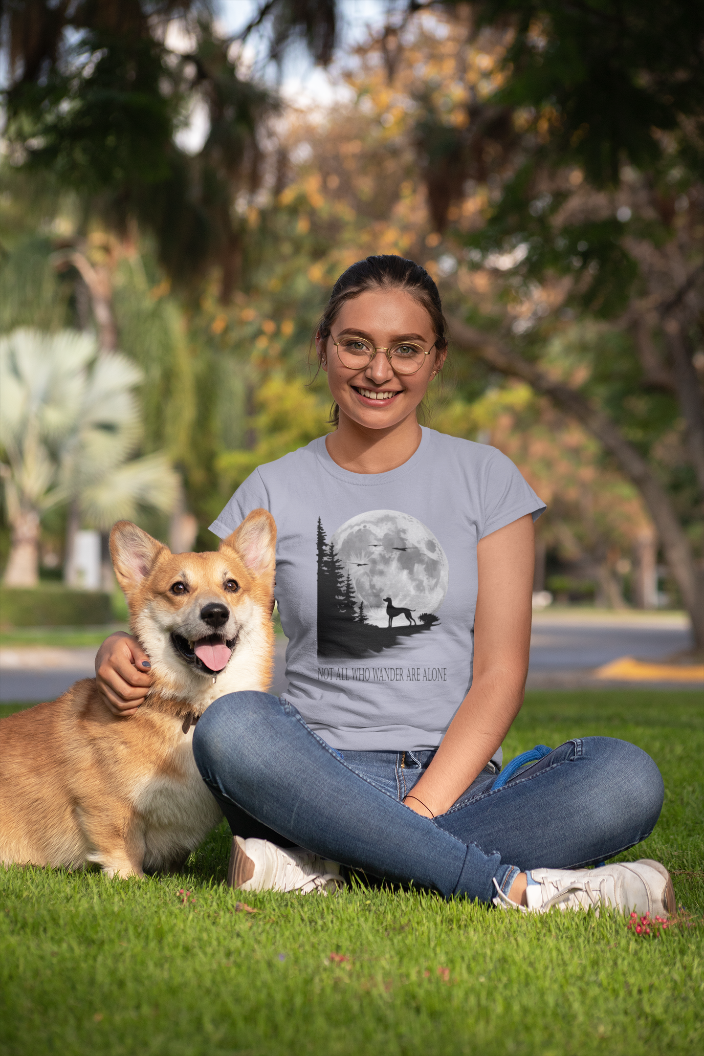 Hund Mondlandschaft NOT ALL WHO WANDER ARE ALONE Front - Unisex Erwachsenen Bio Creator T-Shirt SH