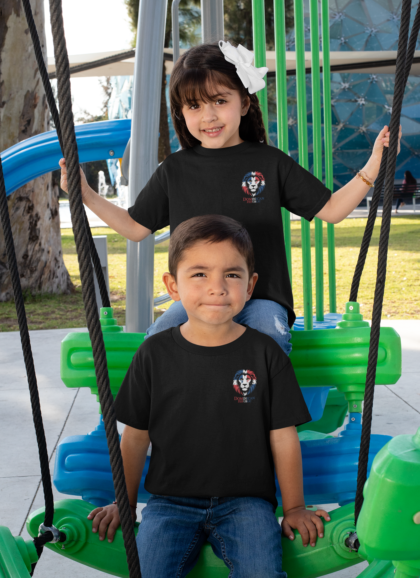 Löwe Dominican Republic Mini Front- Unisex Kinder Bio BC T-Shirt SH