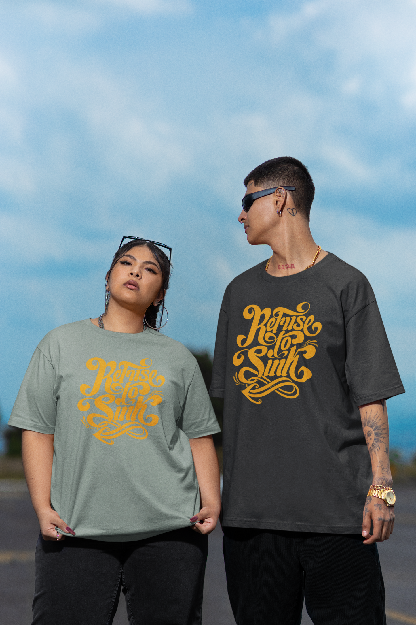 REFUSE TO SINK Streetwear Frontprint - Freestyler Bio Oversized Unisex T-Shirt Erwachsene SH