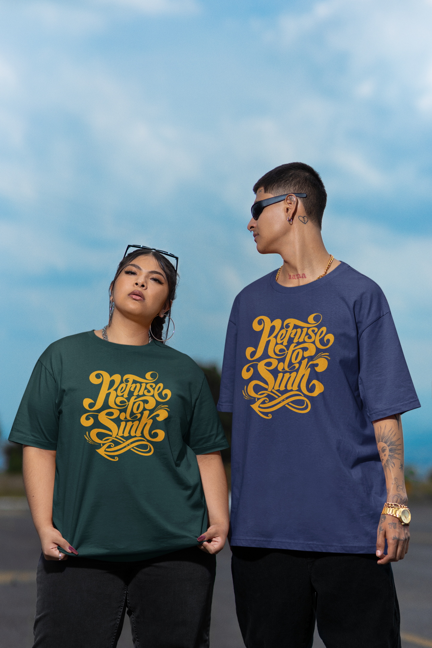 REFUSE TO SINK Streetwear Frontprint - Freestyler Bio Oversized Unisex T-Shirt Erwachsene SH