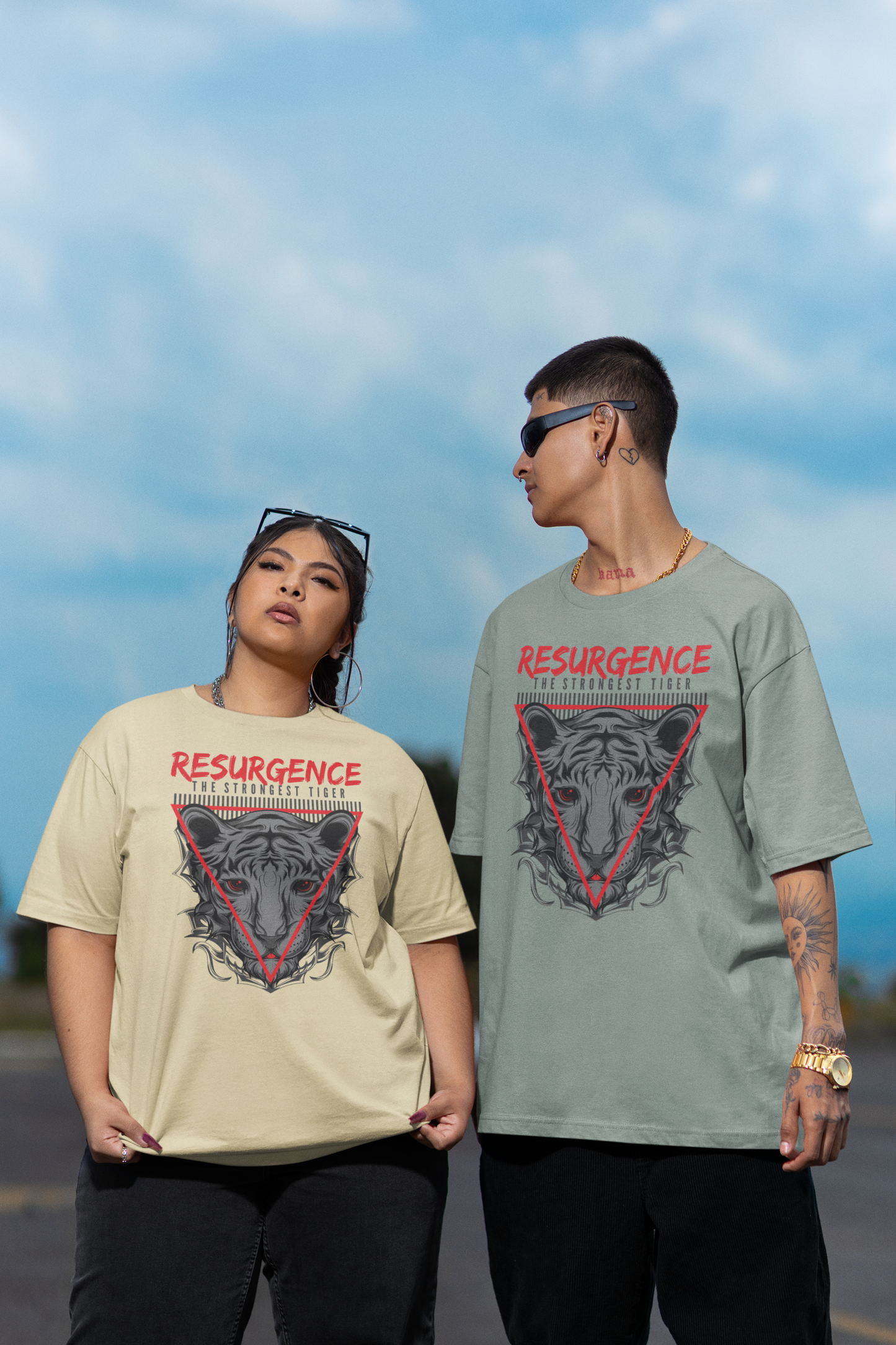 RESURGENCE STRONGEST TIGER Warrior Streetwear Frontprint - Freestyler Bio Oversized Unisex T-Shirt Erwachsene SH