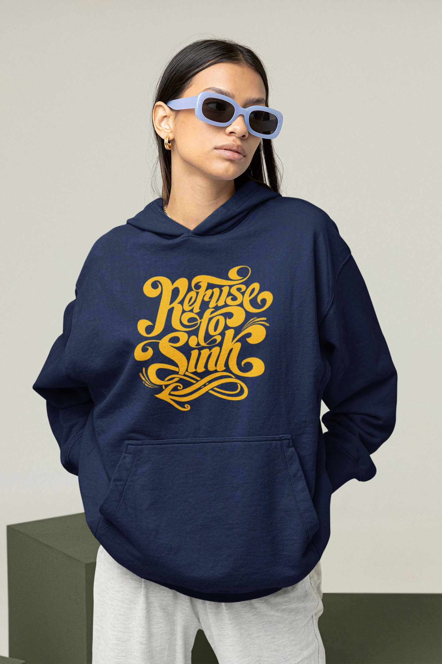 Refuse to Sinh Frontside Streetwear - Sudadera con capucha unisex extragrande orgánica Slammer para adultos SH - Sudadera con capucha unisex extragrande orgánica 2.0