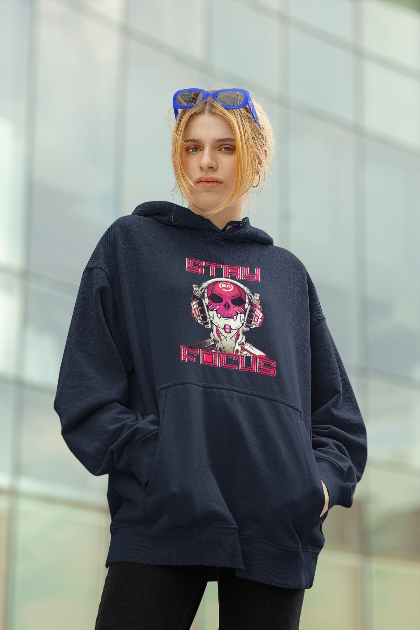 STAY FOCUS Streetwear Estampado Frontal - Sudadera con capucha unisex extragrande Slammer Organic para adultos SH