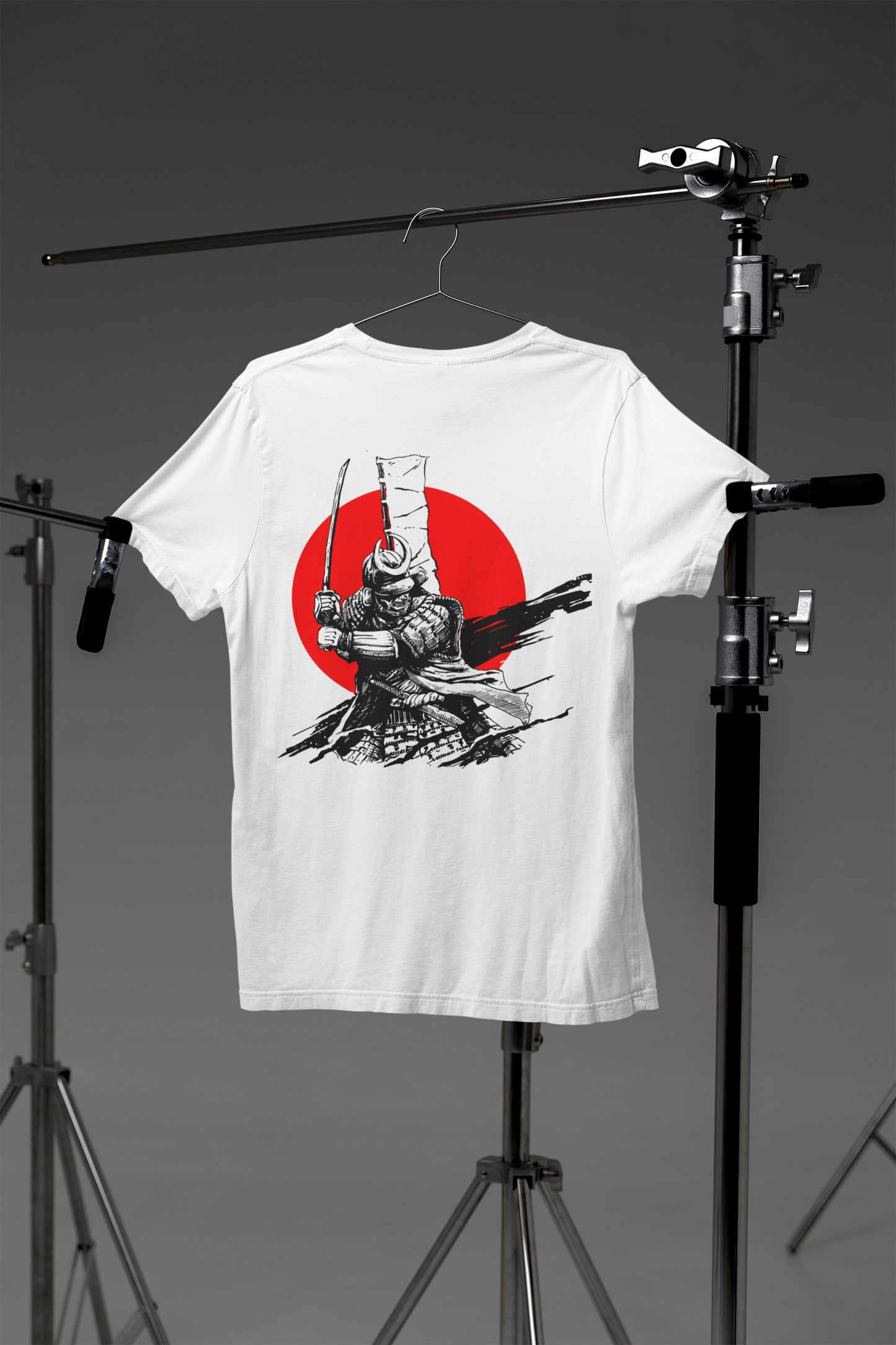 Camiseta Samurai con espada creadora