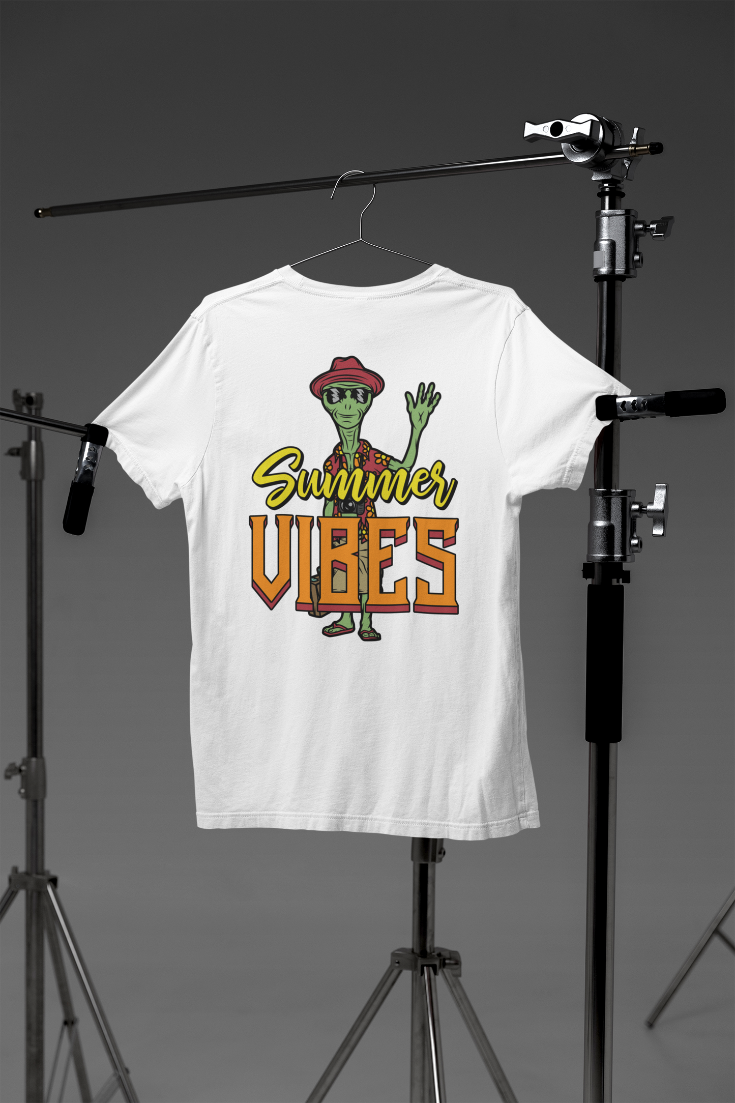 Alien Summer Vibes Creator T-Shirt SK