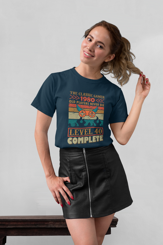 The Classic Gamer 1980 Level 40 Front - Unisex Erwachsenen Bio Baumwolle Kurzarm Shirt Creator T-Shirt 2.0 ST/ST SH
