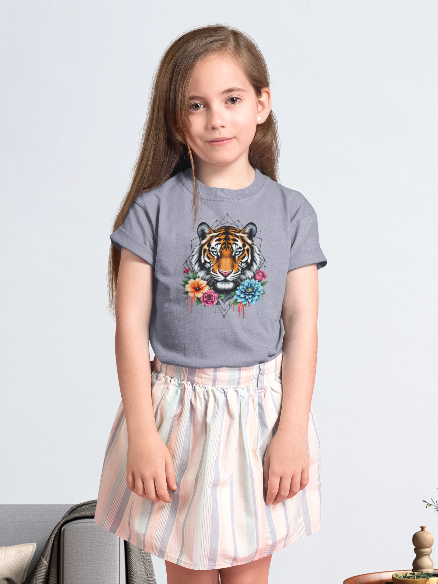 Tiger Passion in Blumen Flower Power II - Unisex Kinder Mini Creator T-Shirt SH