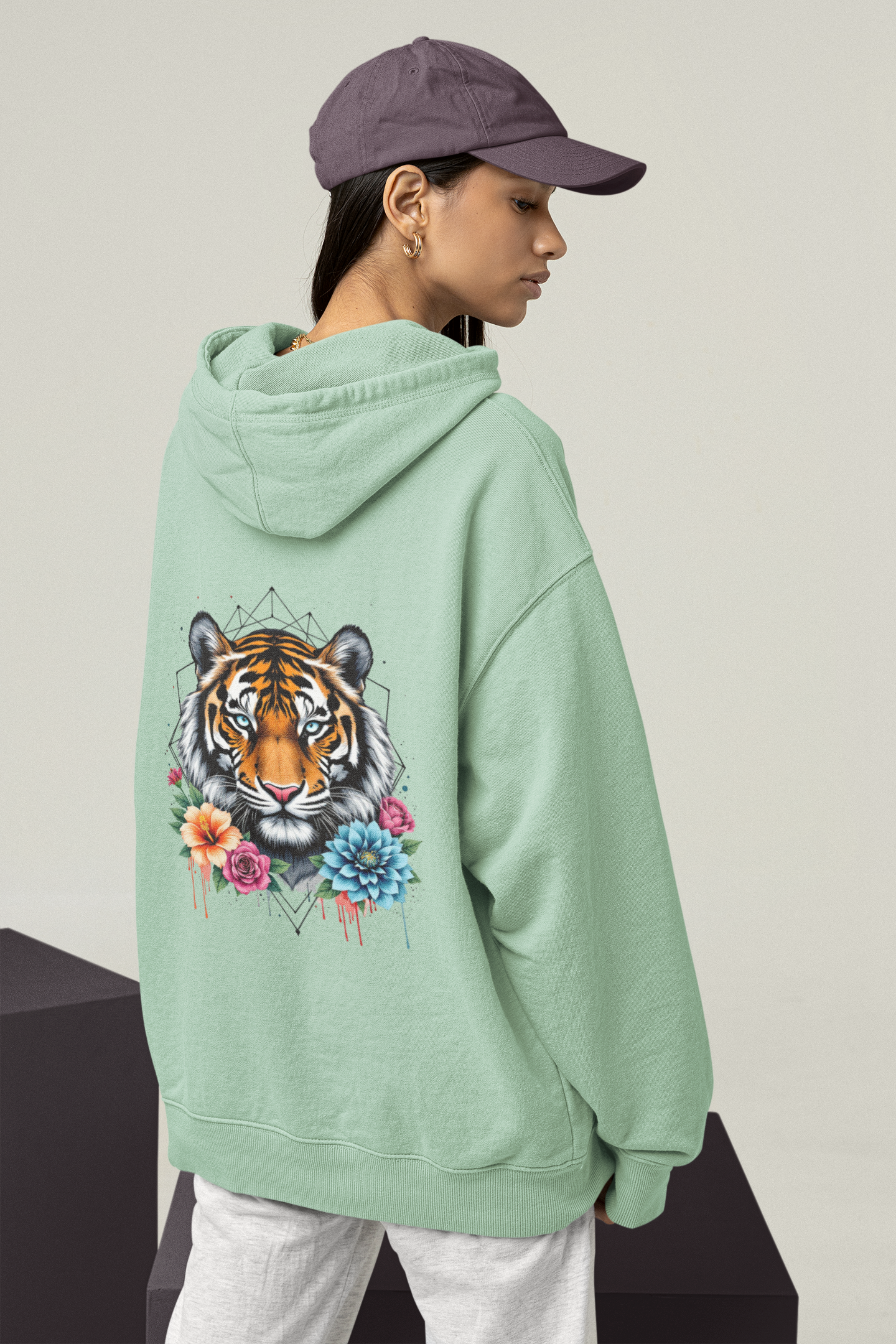 Tiger Passion in Blumen Flower Power II Back - Unisex Bio Erwachsenen Oversized Hoodie ST/ST SH