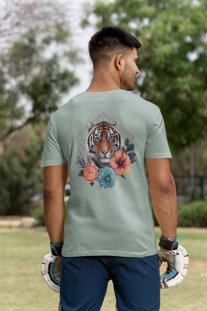 Tiger Passion in Blumen Hexagon Back - Unisex Bio Erwachsenen Creator T-Shirt ST/ST SH