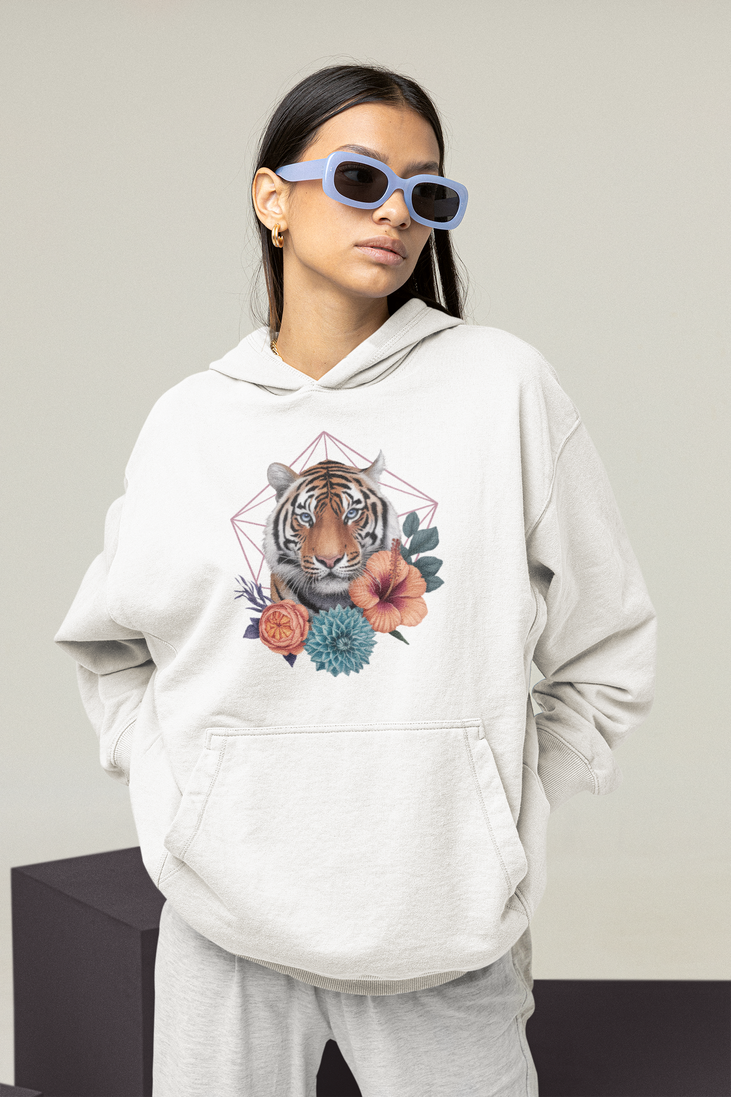 Tiger Passion in Blumen Hexagon Front - Unisex Bio Erwachsenen Oversized Hoodie ST/ST SH