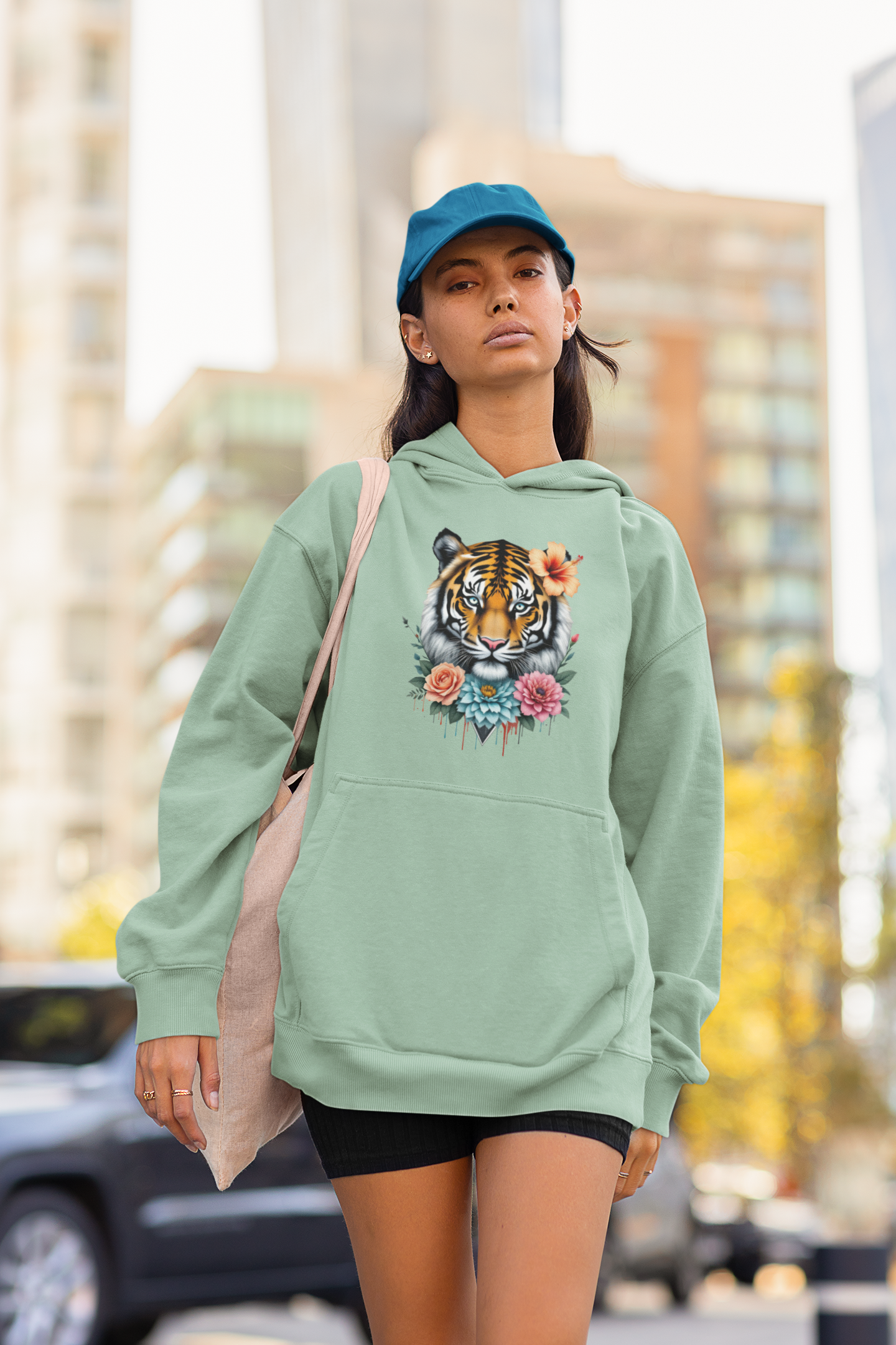 Tiger Passion in Blumen FlowerPower Front - Unisex Bio Oversized Hoodie ST/ST SH