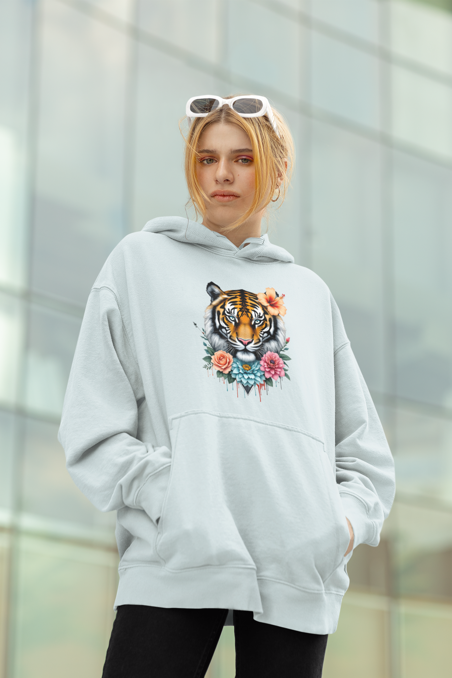 Tiger Passion in Blumen FlowerPower Front - Unisex Bio Oversized Hoodie ST/ST SH