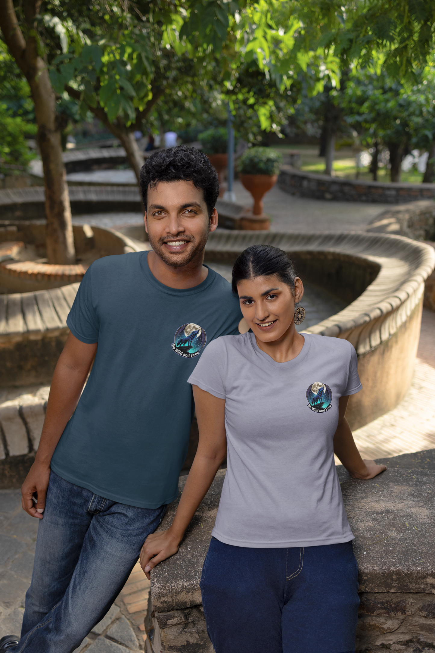 Wolf Be Wild and Free II Mini - Unisex Erwachsenen Bio Creator T-Shirt ST/ST SH