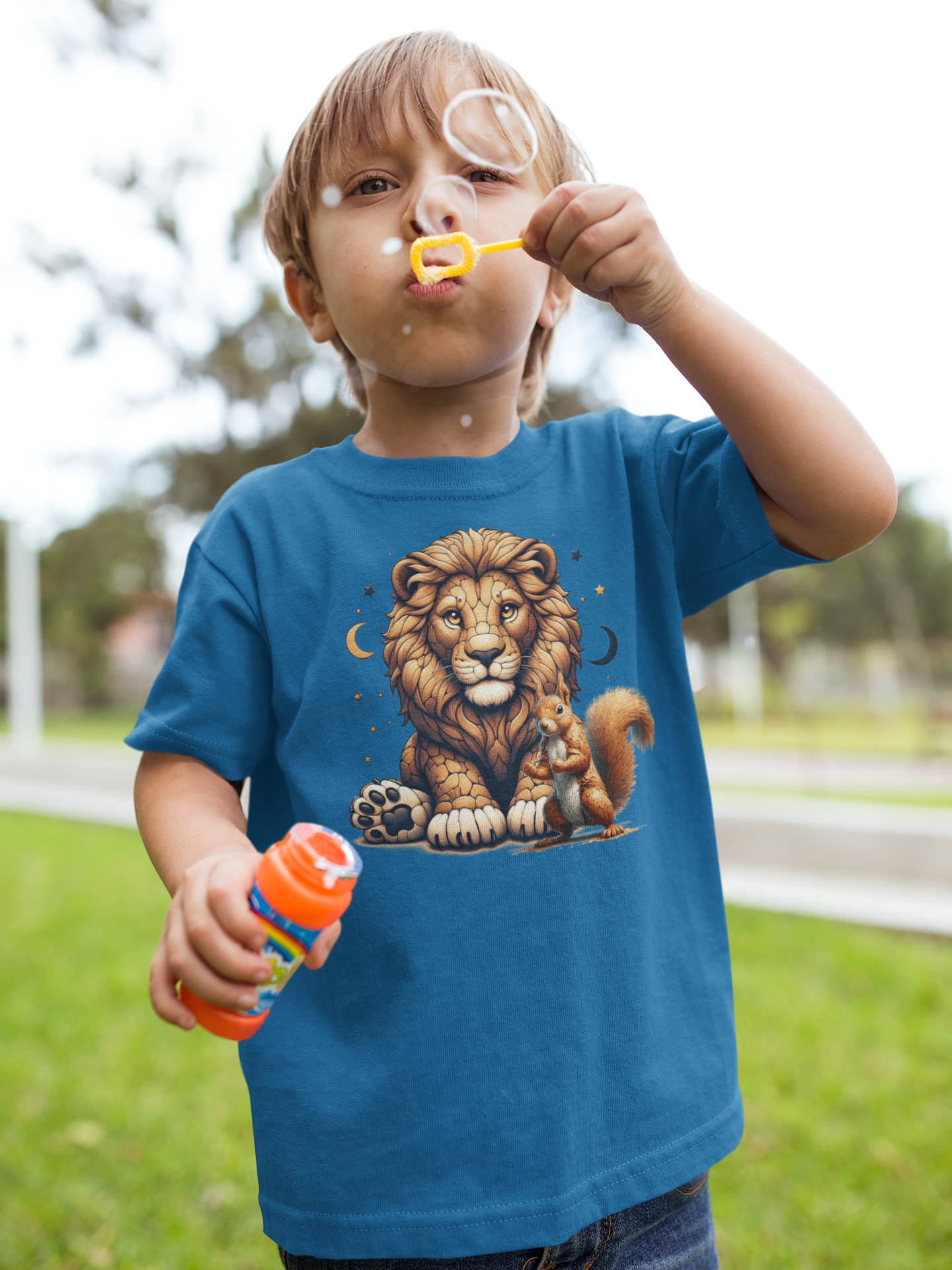 T-shirt Kids Loewe with squirrels and moons