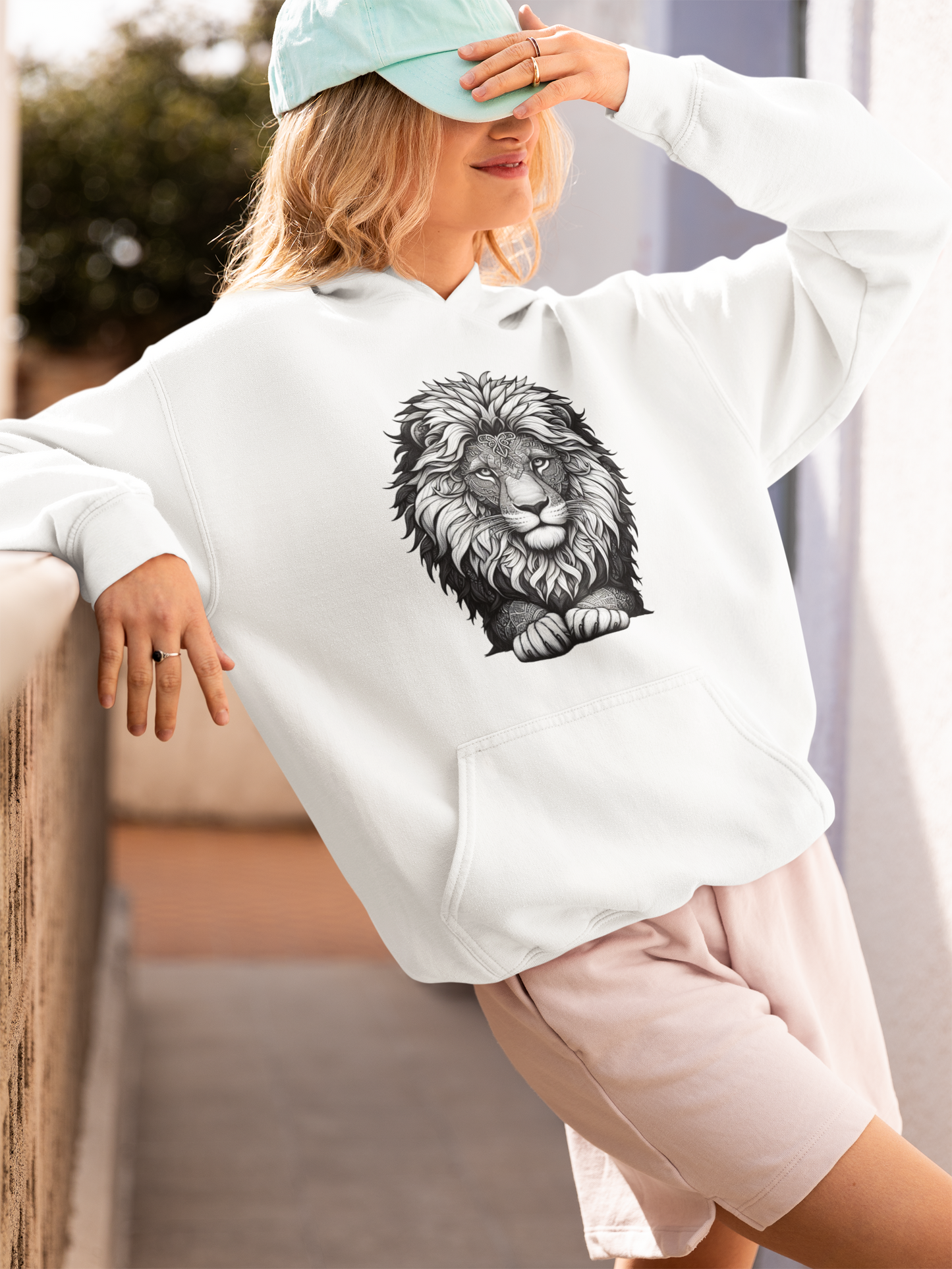 Cruiser hoodie mandala lion head in gray