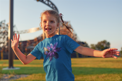 Galaxie Blume mit Schmetterling T-Shirt Kids SK