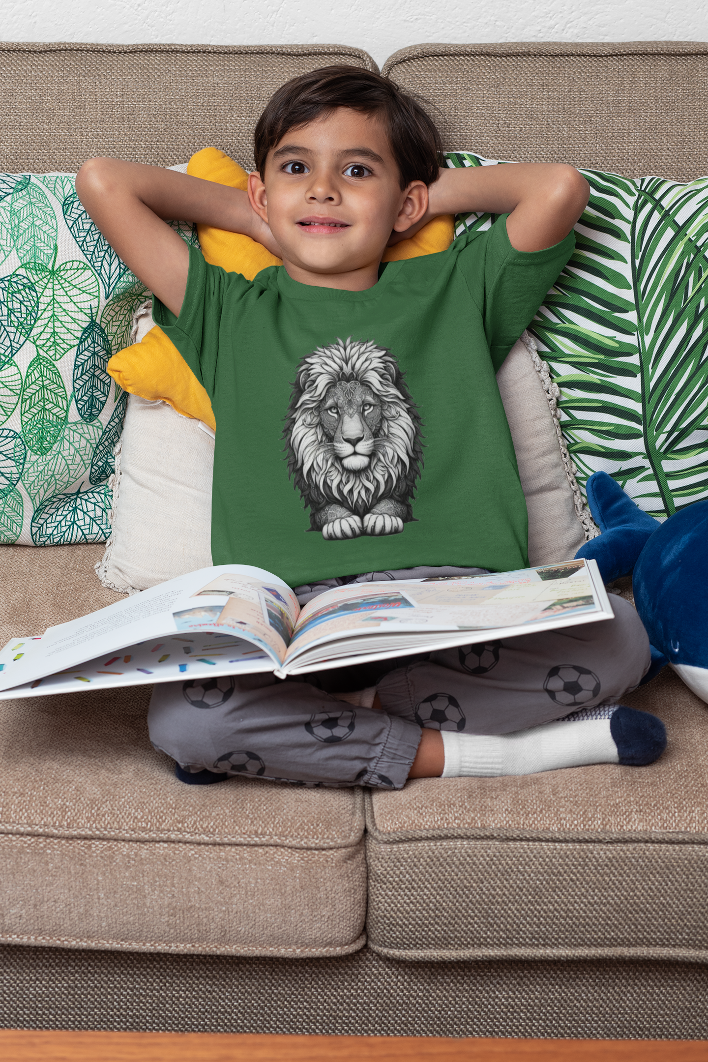 T-shirt kids mandala lion head in gray