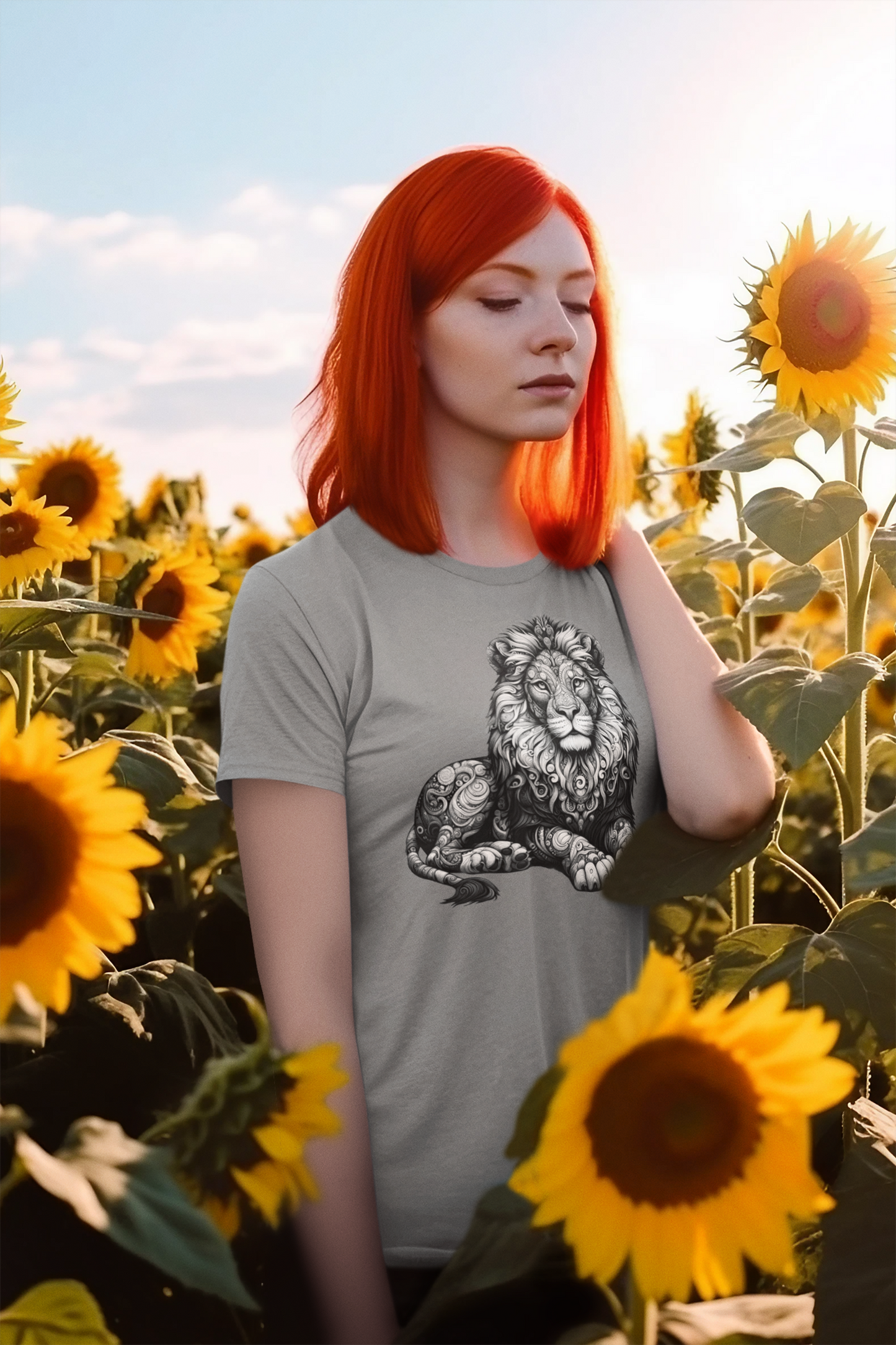 Creator T-Shirt Mandala Lion in gray